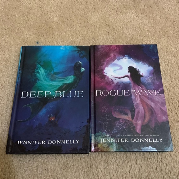 Girls books - Picture 2 of 5